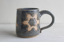 Load image into Gallery viewer, Blue Carved Medium Mug