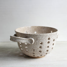 Load image into Gallery viewer, White Berry Bowl
