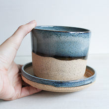 Load image into Gallery viewer, Grey Planter &amp; Plate Set